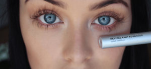 Wimpernserum – Mit dem richtigen Wimpernserum schöne lange Wimpern erhalten
